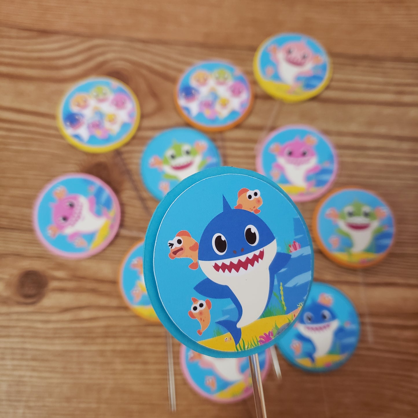 BABY SHARK- Cupcake Toppers